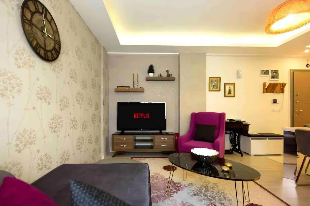 A Cozy Smart Home In Kusadasi Old Town